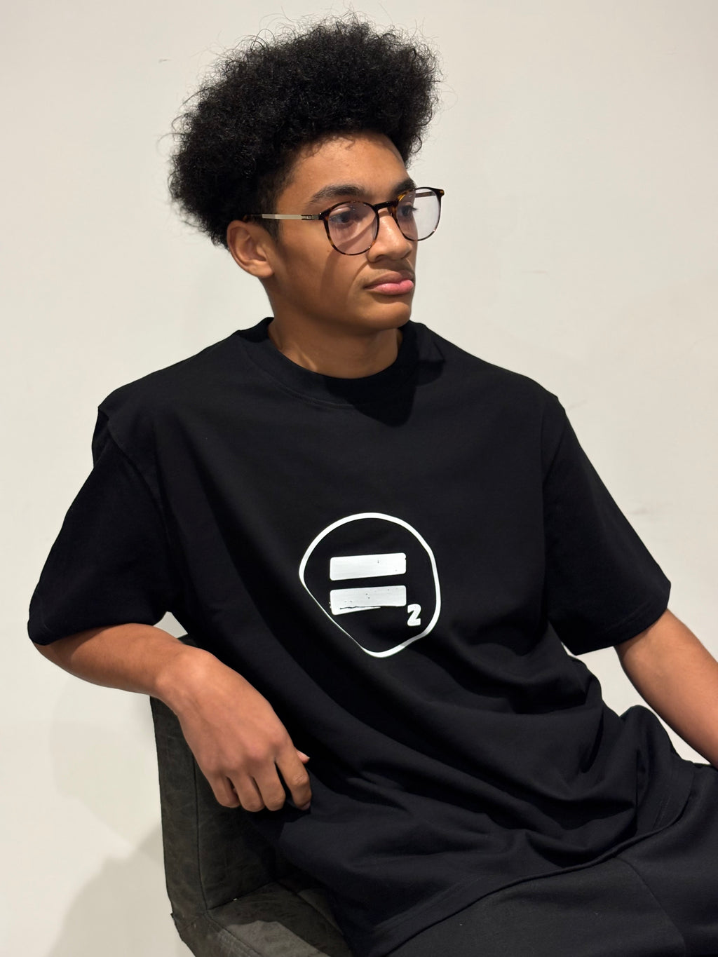Equal2 Front logo Drop Shoulder T-Shirt in Black